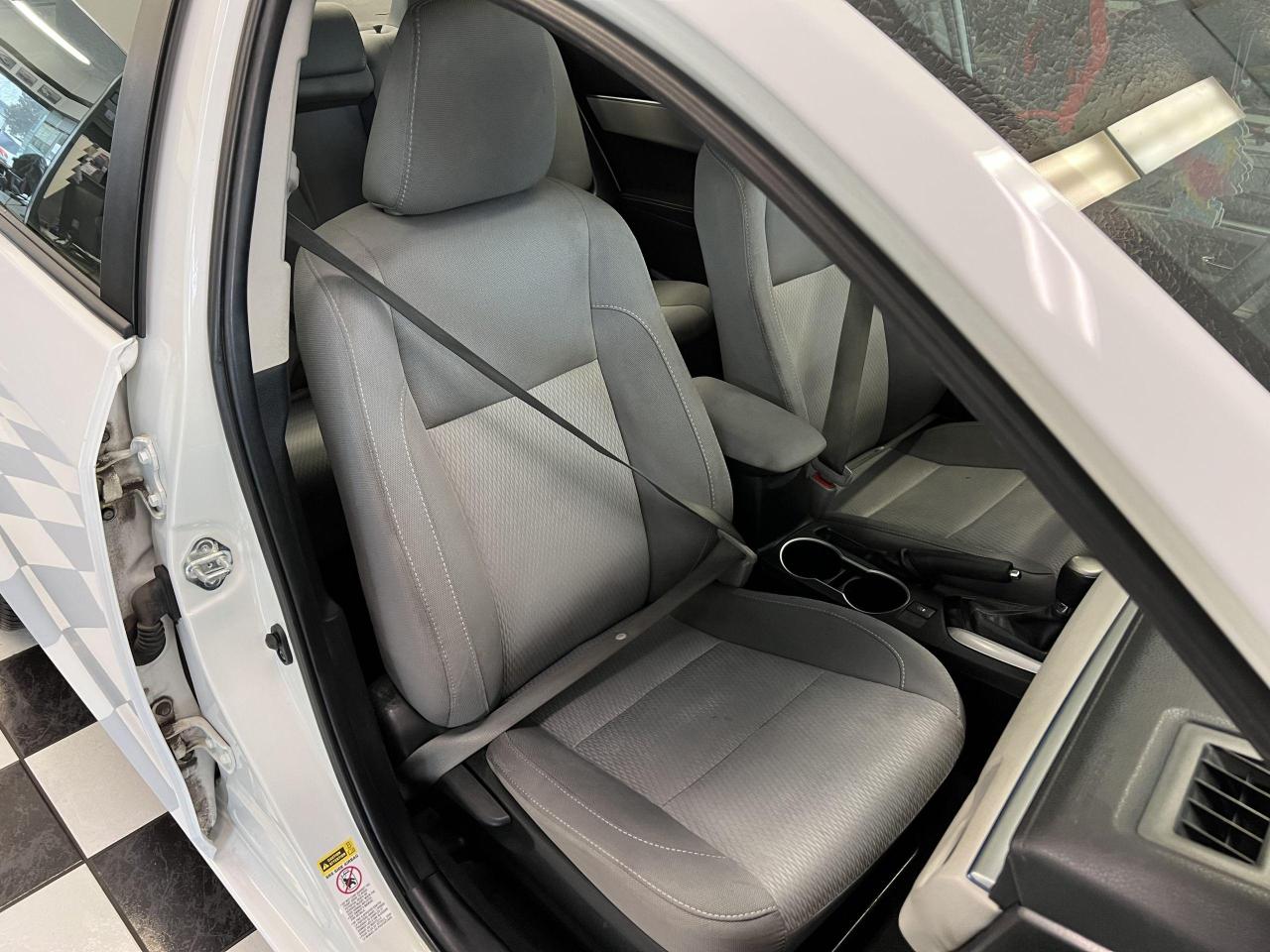 2015 Toyota Corolla LE+Sunroof+Camera+Bluetooth+A/C+CLEAN CARFAX Photo20