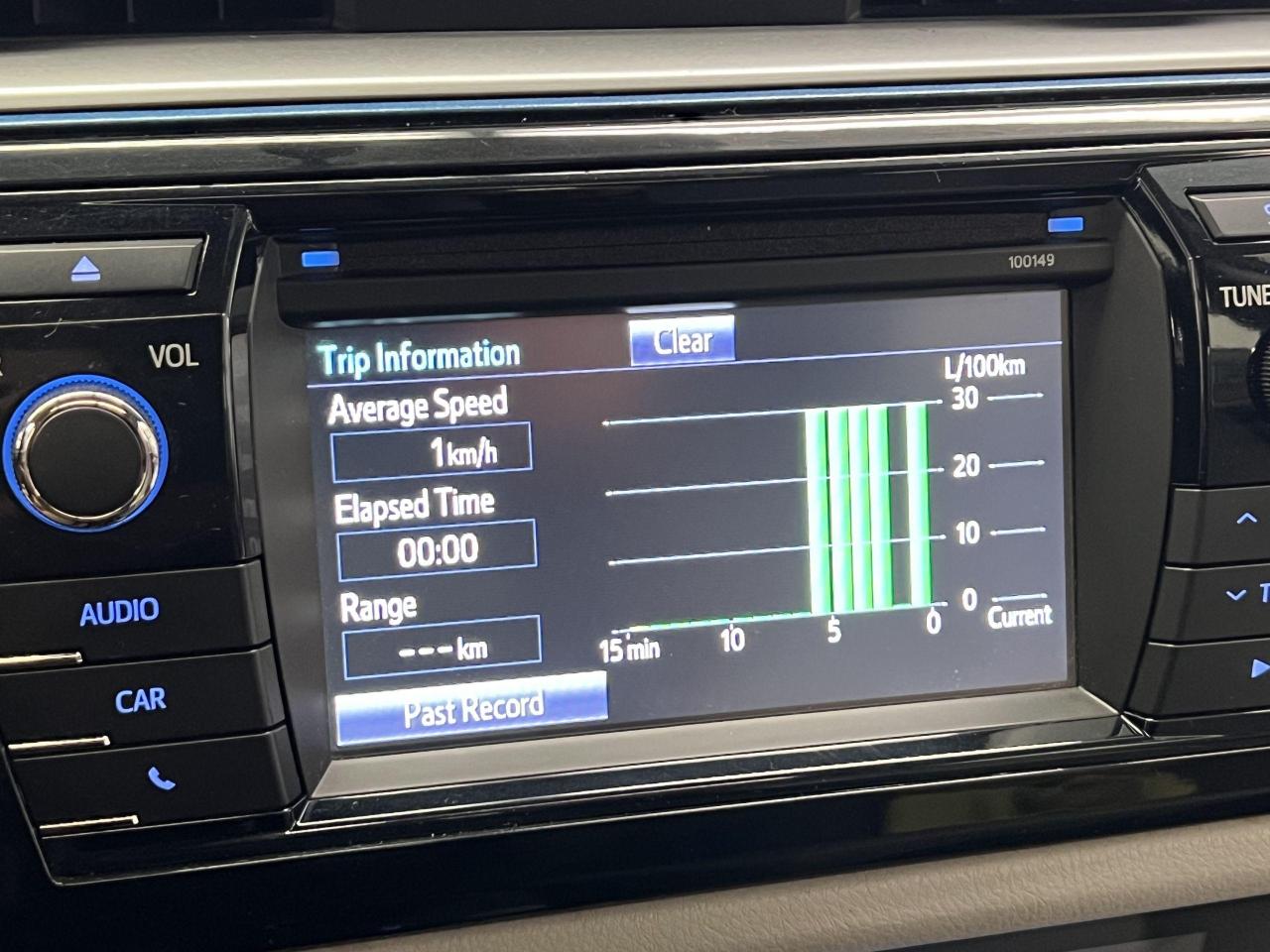 2015 Toyota Corolla LE+Sunroof+Camera+Bluetooth+A/C+CLEAN CARFAX Photo26
