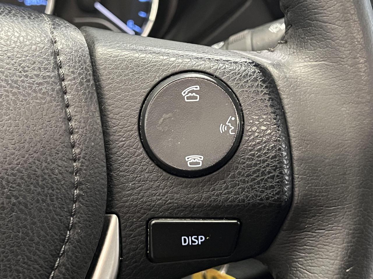 2015 Toyota Corolla LE+Sunroof+Camera+Bluetooth+A/C+CLEAN CARFAX - Photo #39