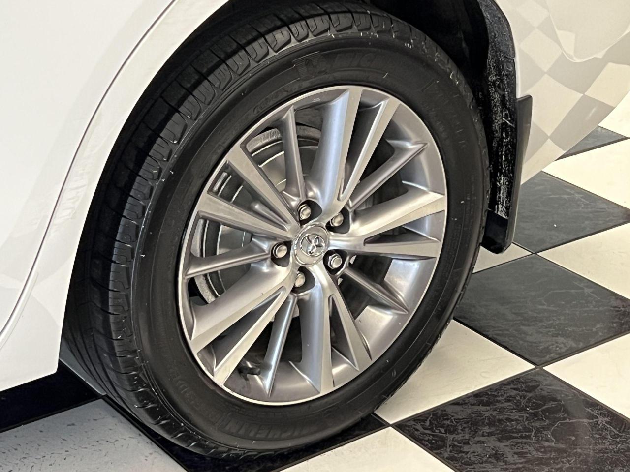 2015 Toyota Corolla LE+Sunroof+Camera+Bluetooth+A/C+CLEAN CARFAX - Photo #44