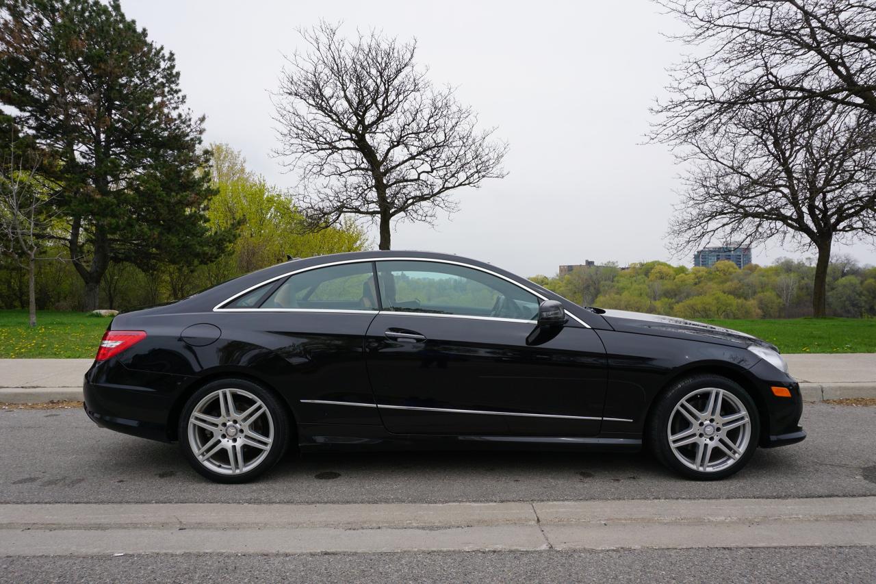 2010 Mercedes-Benz E-Class 1 OWNER /NO ACCIDENTS /STUNNING COMBO/DYNAMIC SEAT Photo4