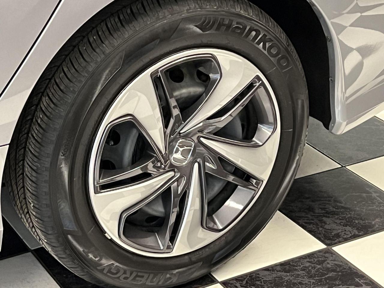 2018 Honda Civic LX+Camera+ApplePlay+Heated Seats+CLEANC ARFAX Photo124