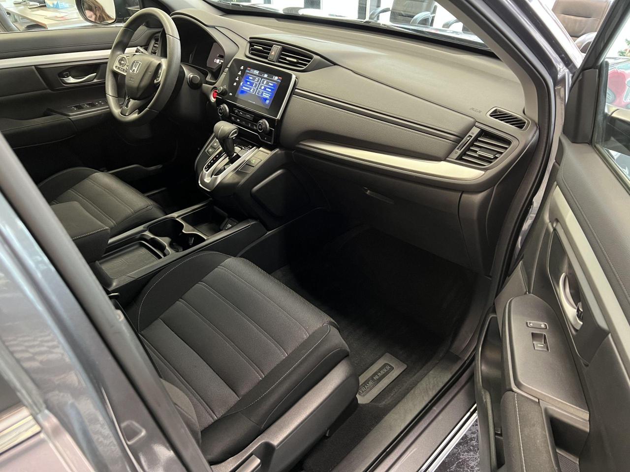 2018 Honda CR-V LX AWD+ApplePlay+Adaptive Cruise+CLEAN CARFAX Photo21