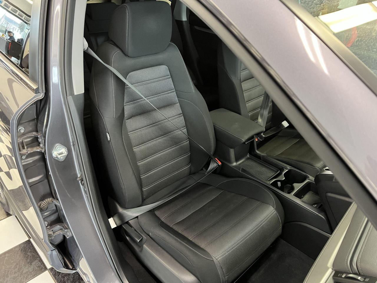 2018 Honda CR-V LX AWD+ApplePlay+Adaptive Cruise+CLEAN CARFAX - Photo #23