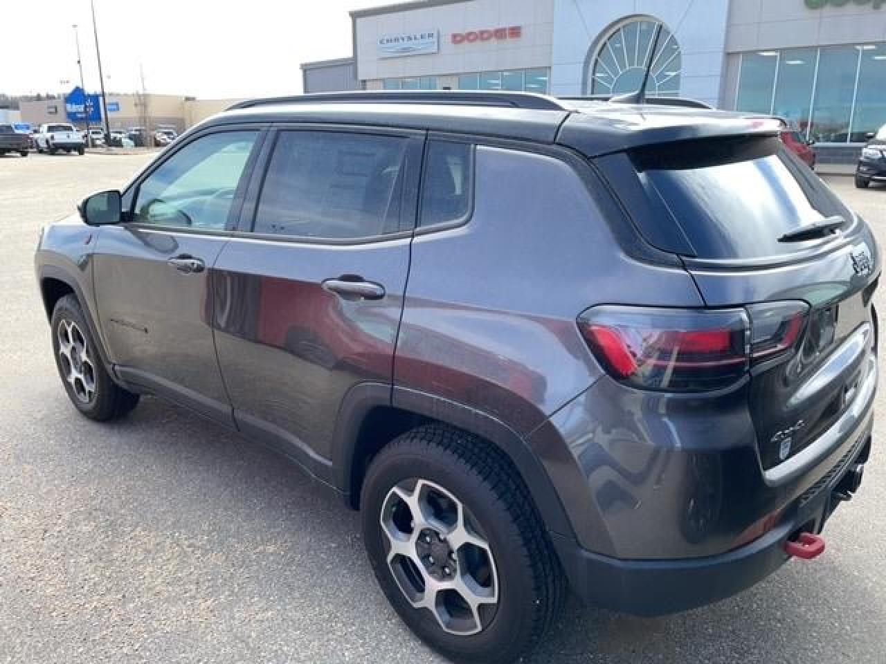 2022 Jeep Compass Trailhawk Elite Photo2