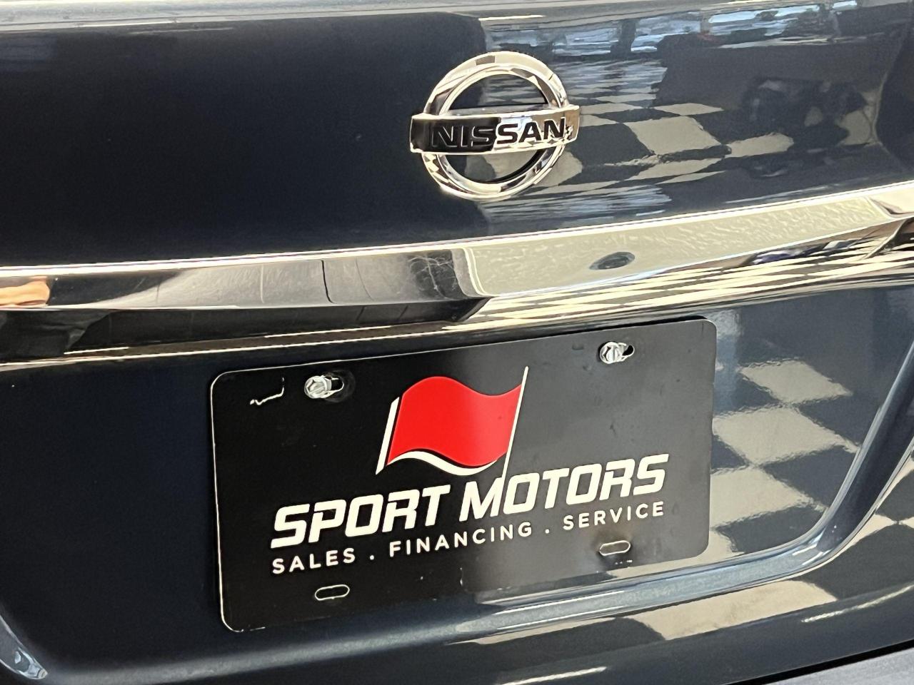 2016 Nissan Sentra SV+Camera+Bluetooth+Heated Seats+Alloys+A/C Photo120