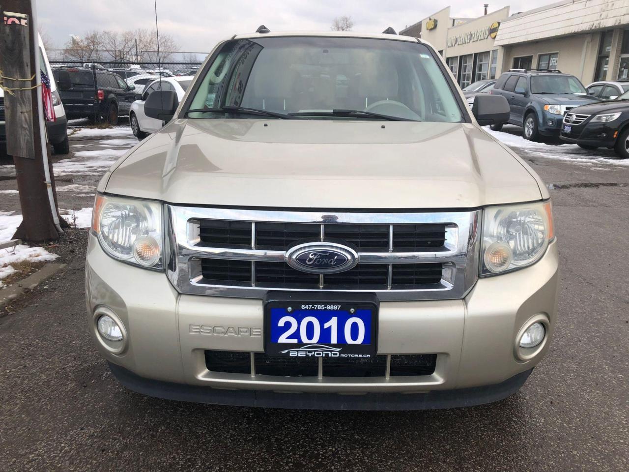 2010 Ford Escape CERTIFIED, WARRANTY INCLUDED, ALL WHEEL DRIVE - Photo #1