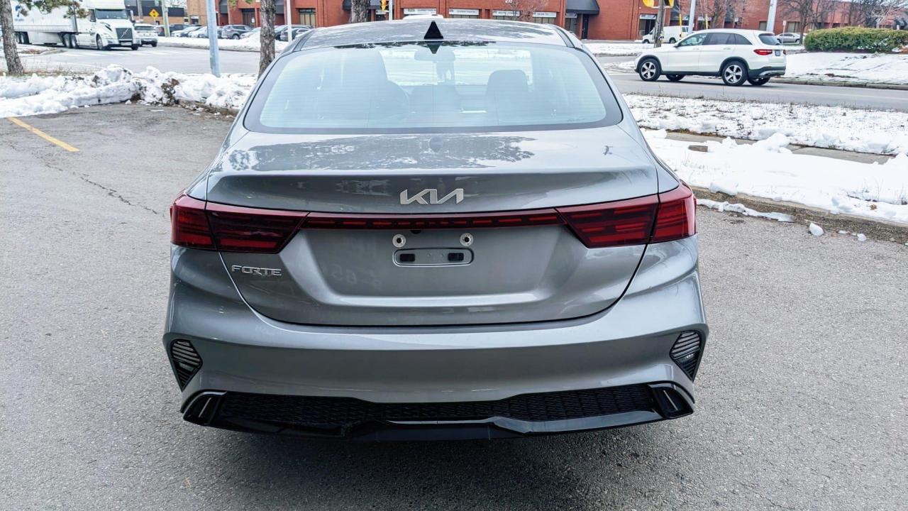 2022 Kia Forte EX+ Photo3