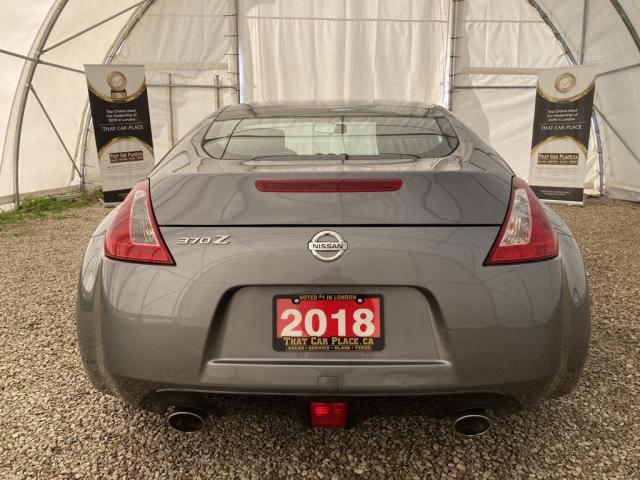 2018 Nissan 370Z B Photo6