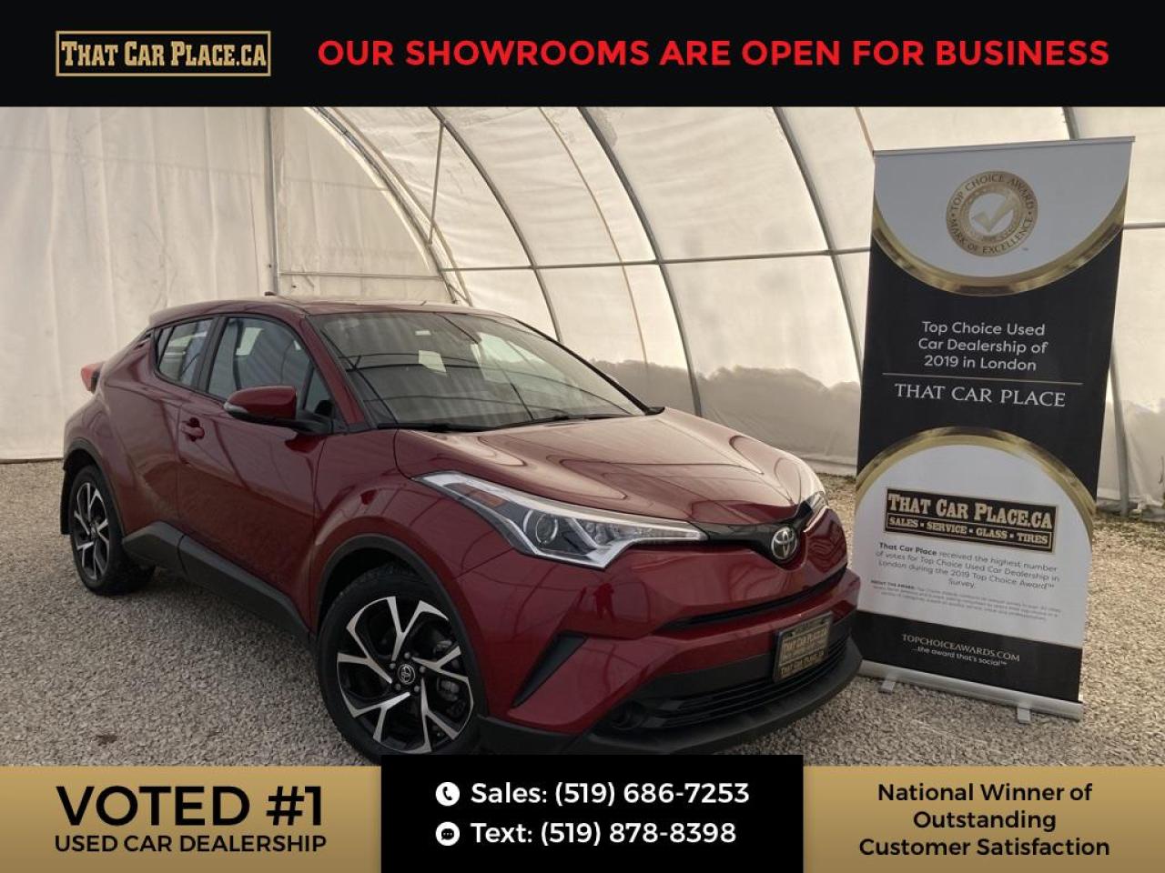 2018 Toyota C-HR XLE Photo1