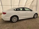 2015 Chrysler 200 LX Photo29