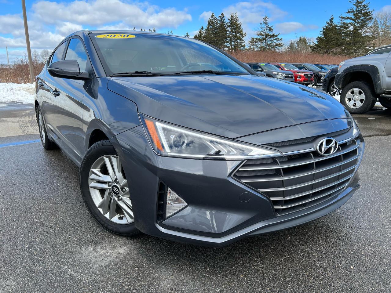 2020 Hyundai Elantra Preferred Photo1