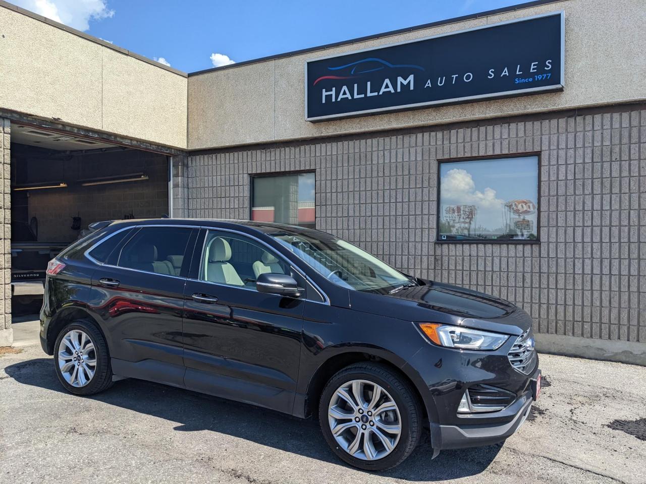 2019 Ford Edge Titanium - Photo #1
