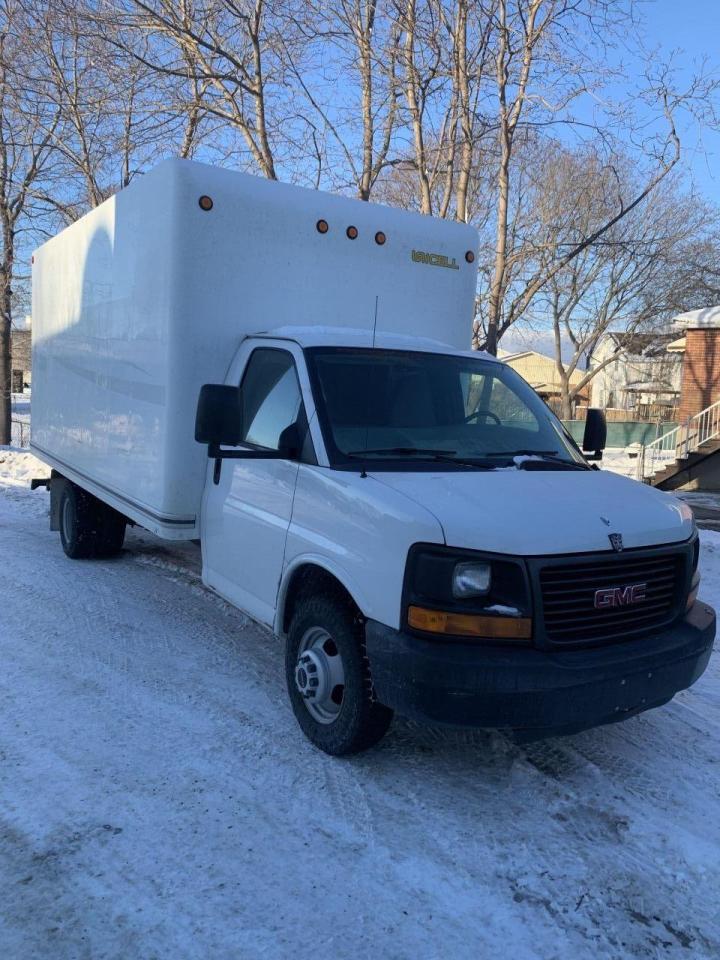 2015 GMC Savana 3500 Cube