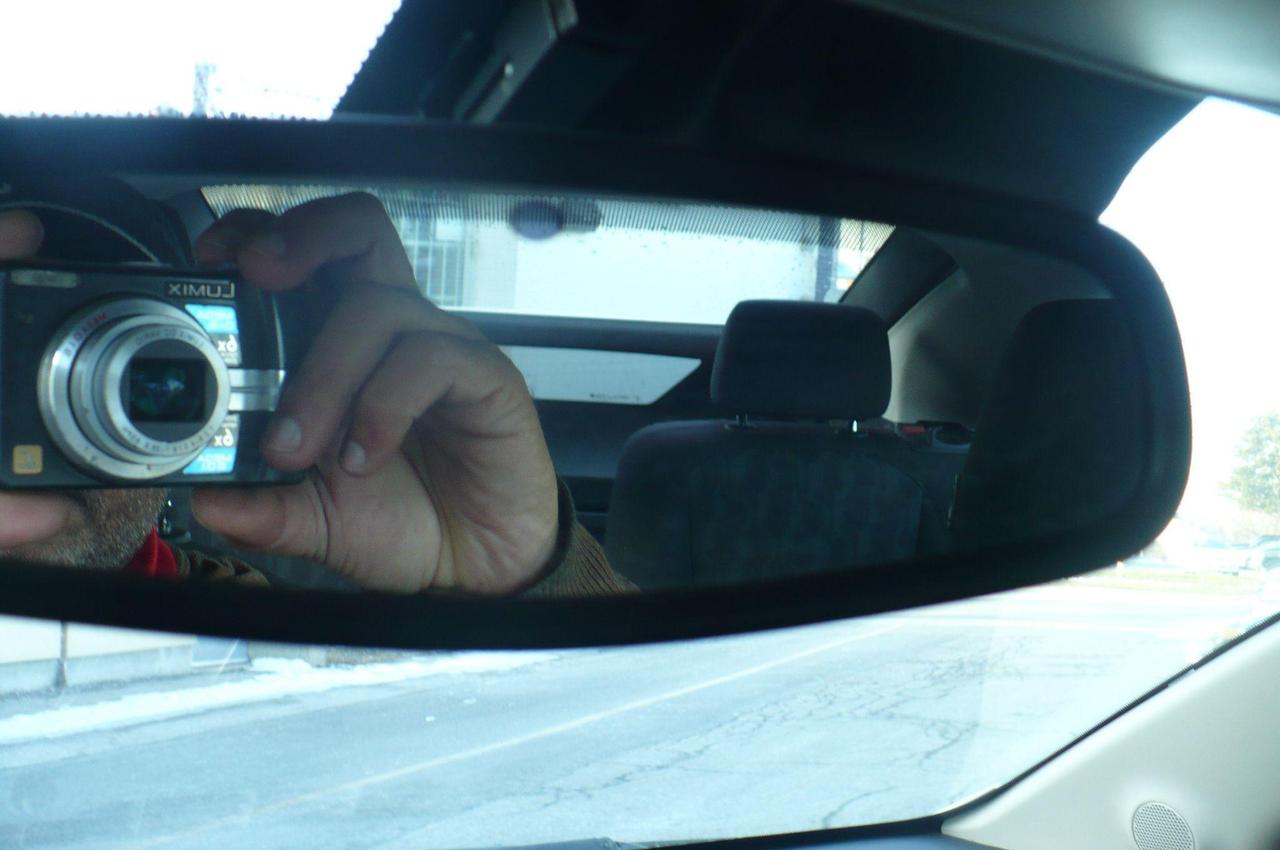 2015 Chevrolet Volt Base Photo