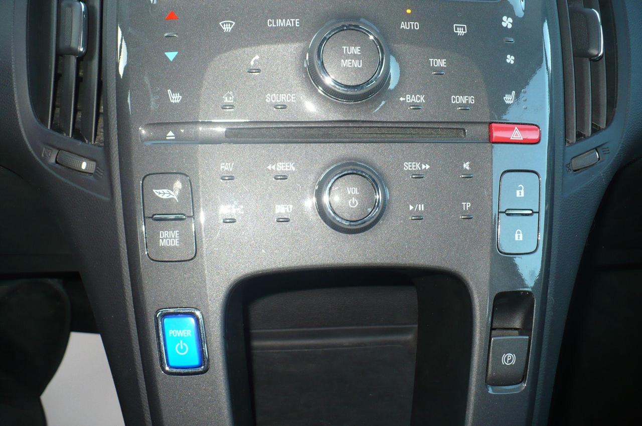 2015 Chevrolet Volt Base Photo