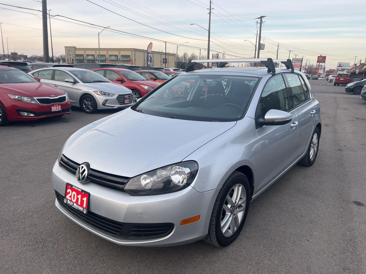 2011 Volkswagen Golf TRENDLINE