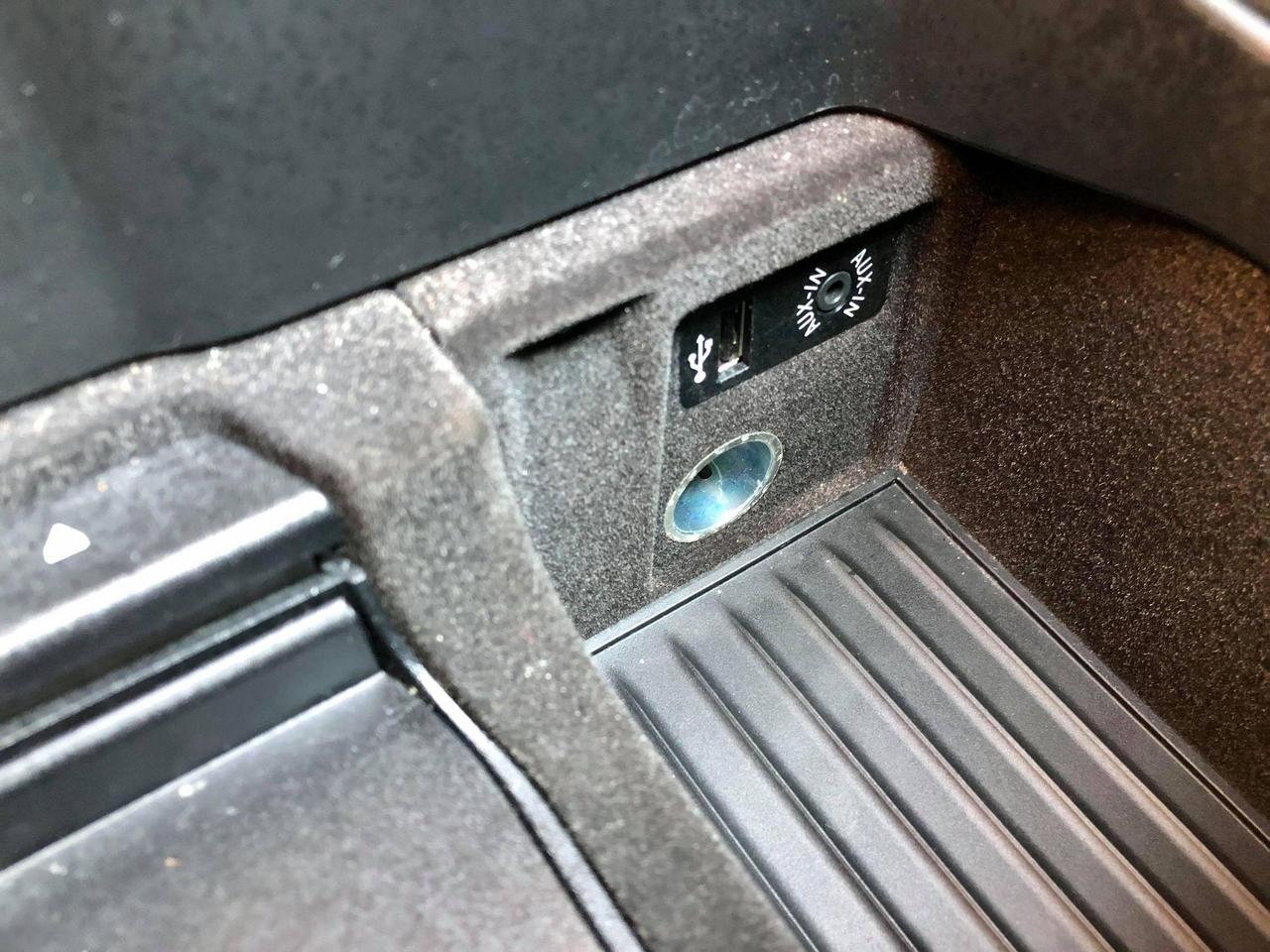 2013 BMW 6 Series 650i xDrive AWD Gran Coupe Photo
