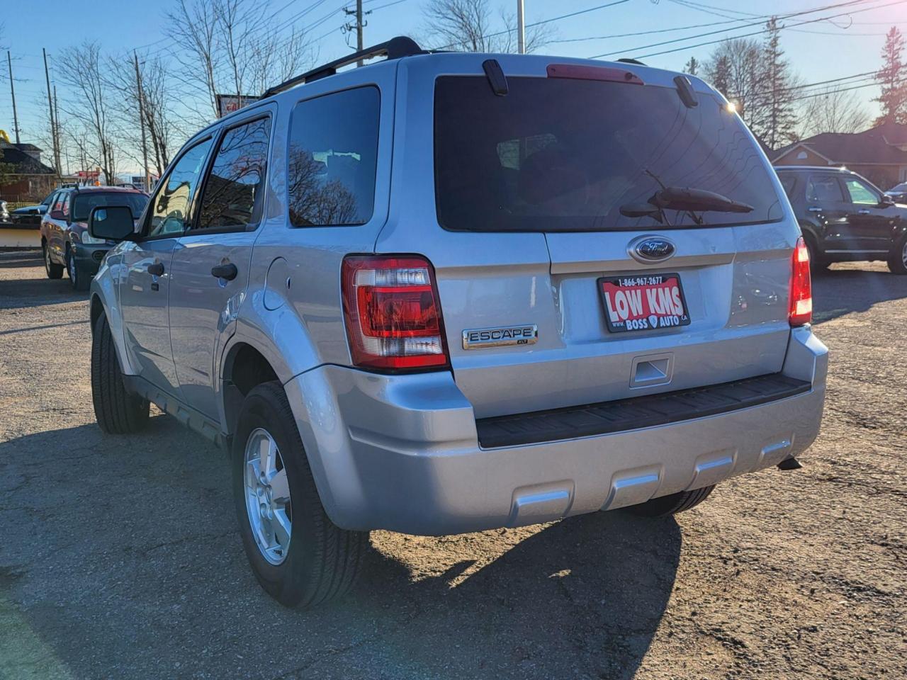 2012 Ford Escape XLT Photo2