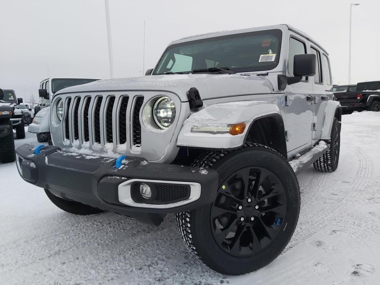2023 Jeep Wrangler 4xe Sahara Photo2