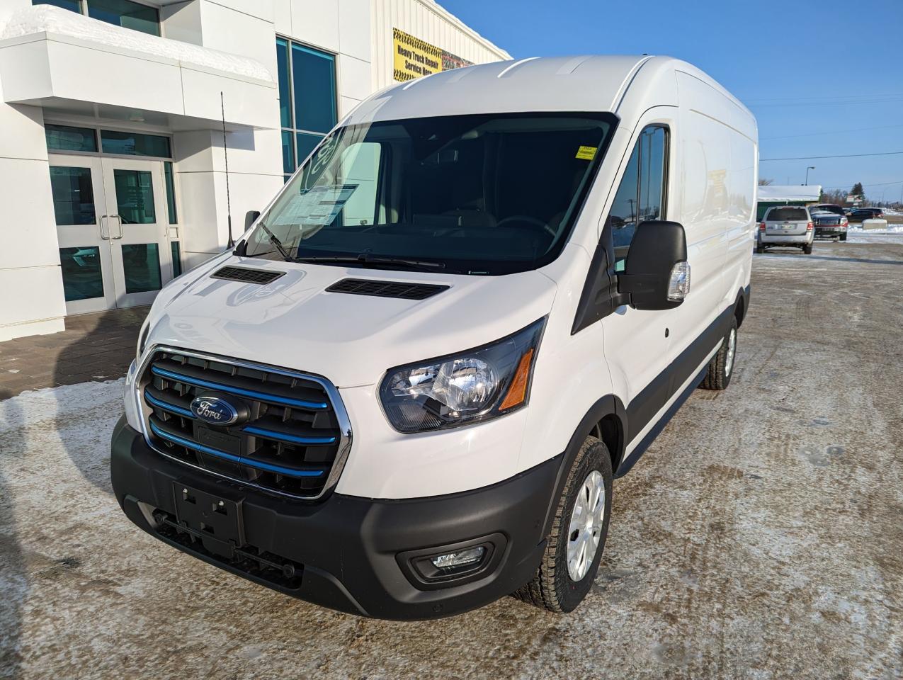 2023 Ford E-Transit Cargo Van BASE Photo5