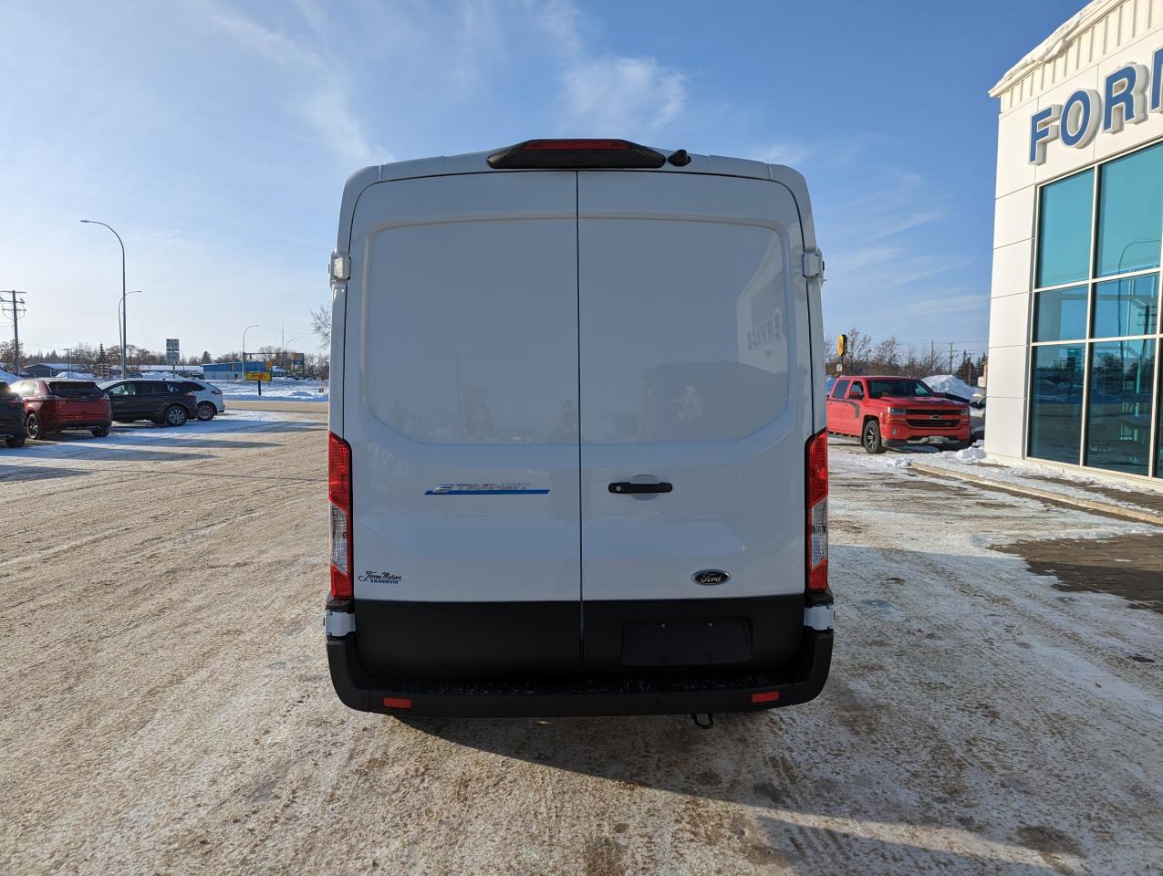 2023 Ford E-Transit Cargo Van BASE Photo5