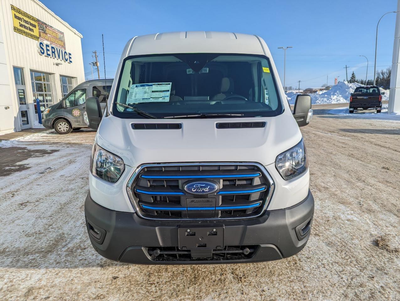 2023 Ford E-Transit Cargo Van BASE Photo5