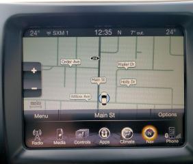 2016 Jeep Cherokee 4WD Navigation, Heated Leather, 8.4 screen - Photo #11