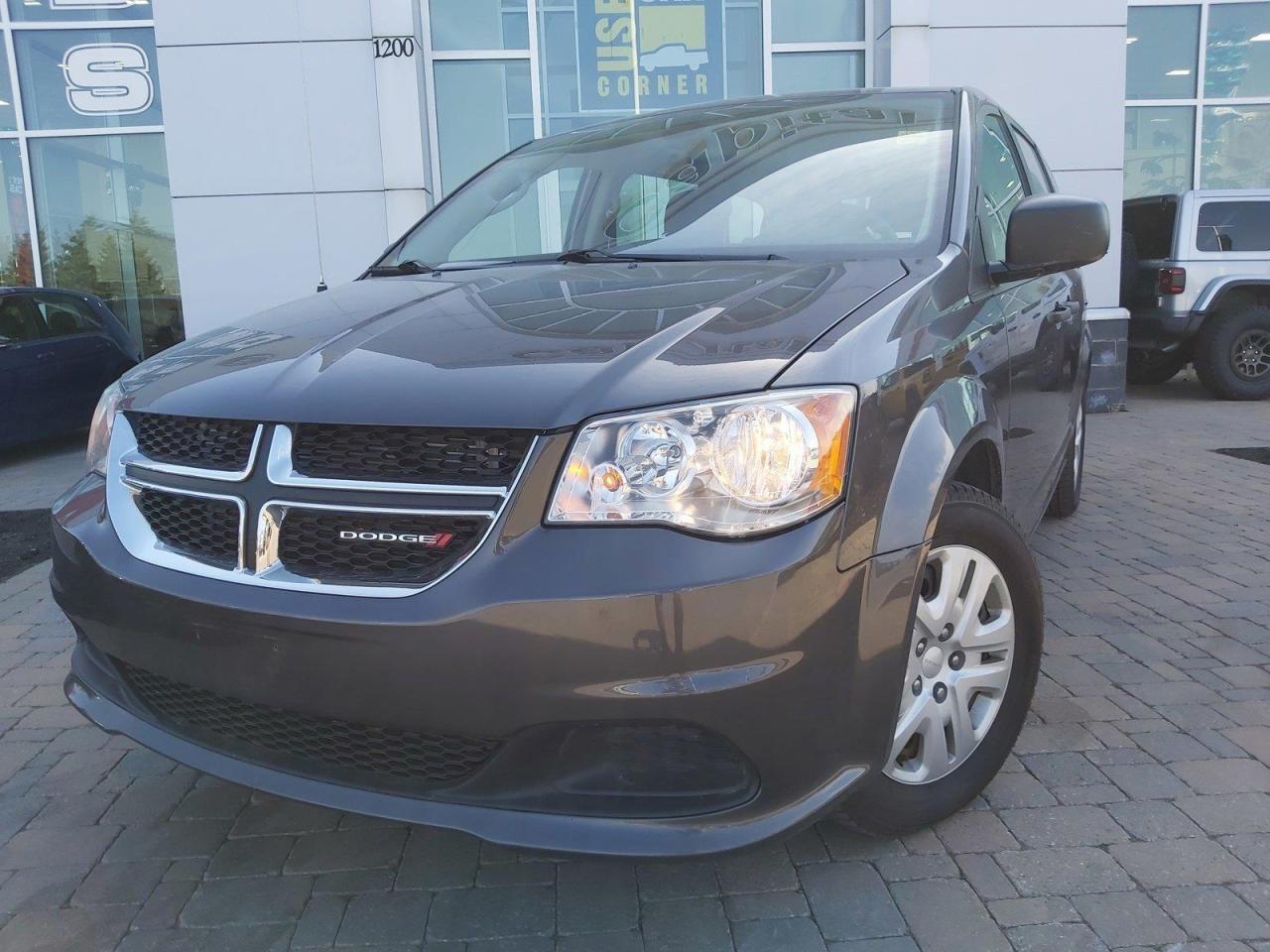 2018 Dodge Grand Caravan CVP/SXT Photo2