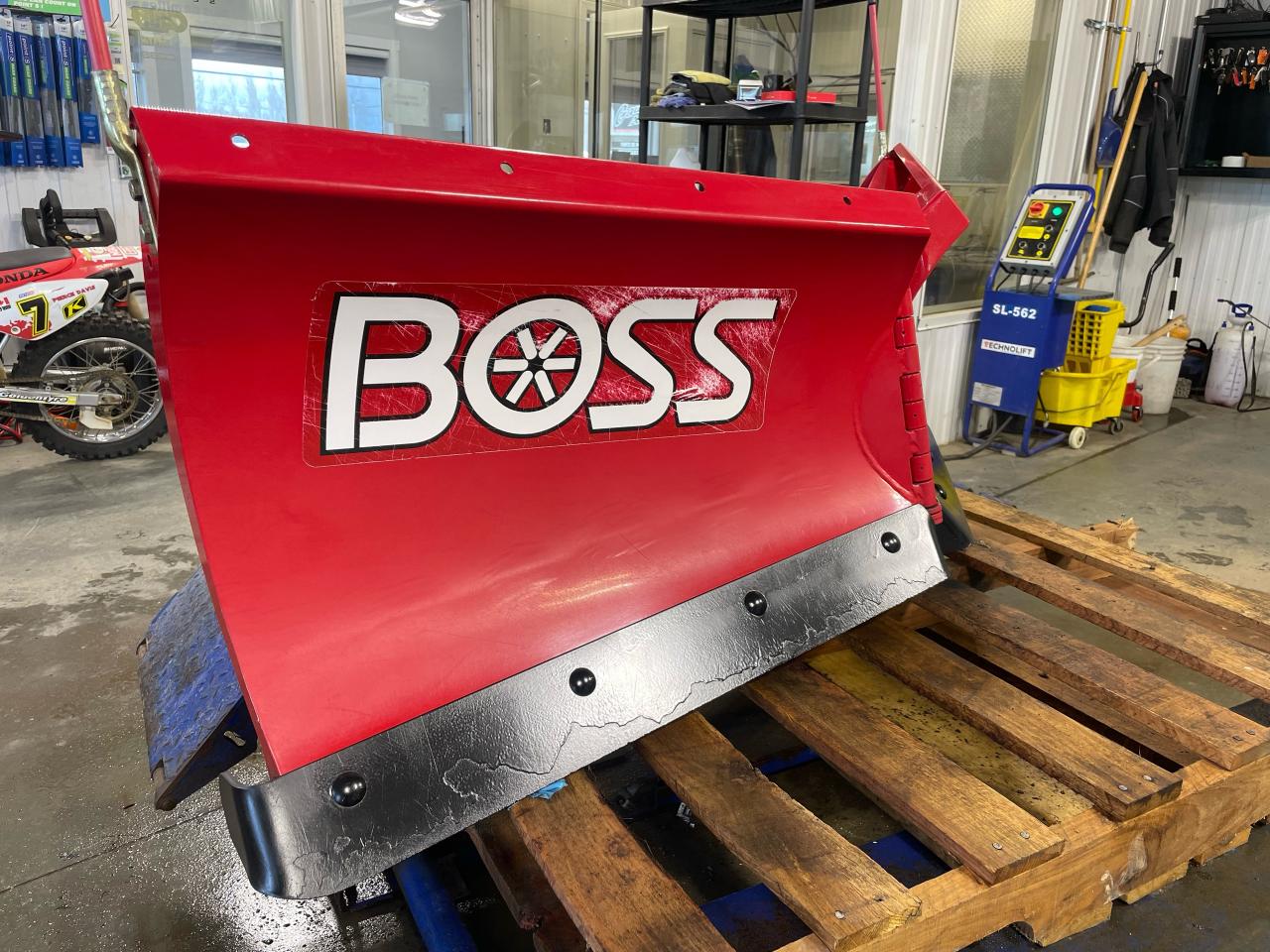 2018 BOSS V XT 5 PIEDS 6 POUCE V PLOW - Photo #1
