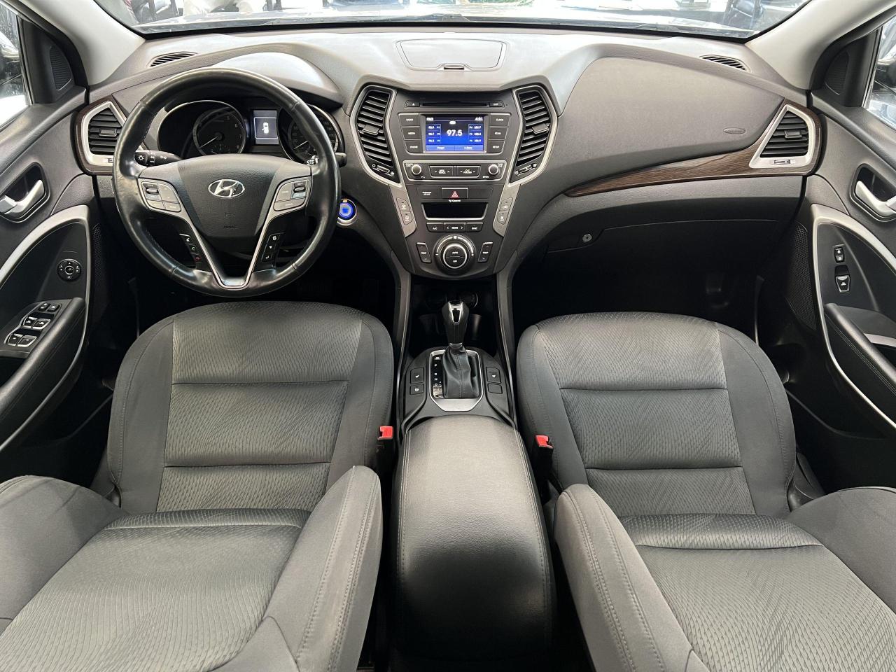 2017 Hyundai Santa Fe XL XL Premium 7 Pass V6 AWD+Roof+Camera+ACCIDENT FREE - Photo #7