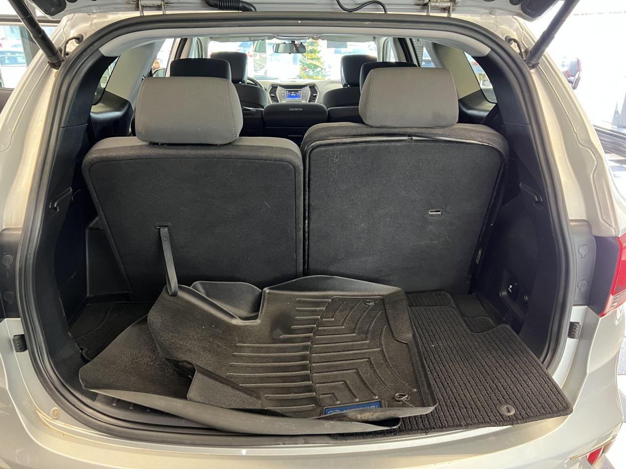 2017 Hyundai Santa Fe XL XL Premium 7 Pass V6 AWD+Roof+Camera+ACCIDENT FREE - Photo #23
