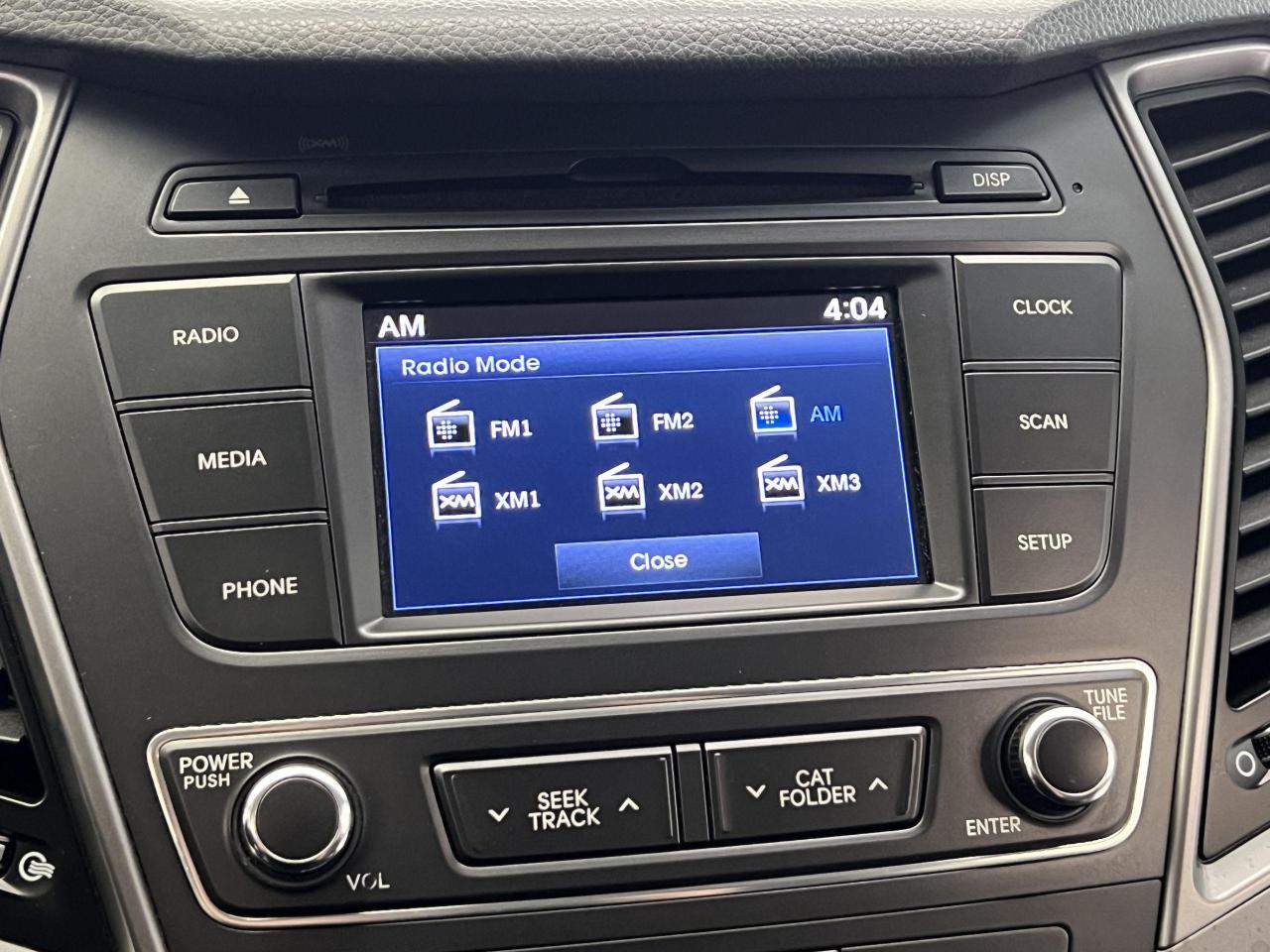 2017 Hyundai Santa Fe XL XL Premium 7 Pass V6 AWD+Roof+Camera+ACCIDENT FREE - Photo #26