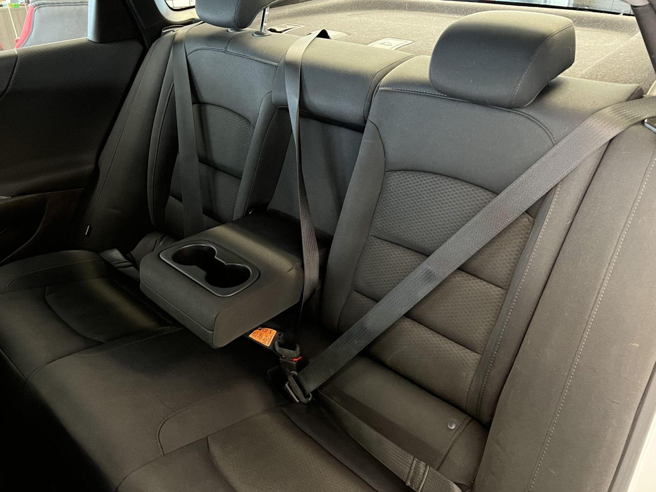2017 Chevrolet Malibu LT+Camera+ApplePlay+Cruise Control+A/C - Photo #24