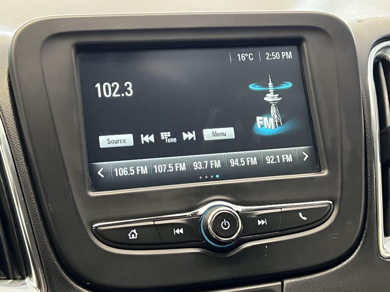 2017 Chevrolet Malibu LT+Camera+ApplePlay+Cruise Control+A/C Photo80