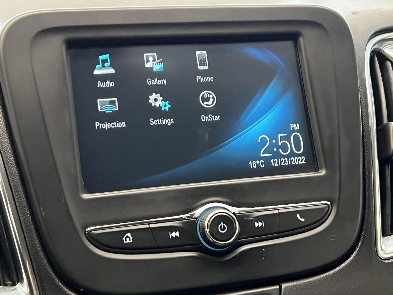 2017 Chevrolet Malibu LT+Camera+ApplePlay+Cruise Control+A/C Photo81