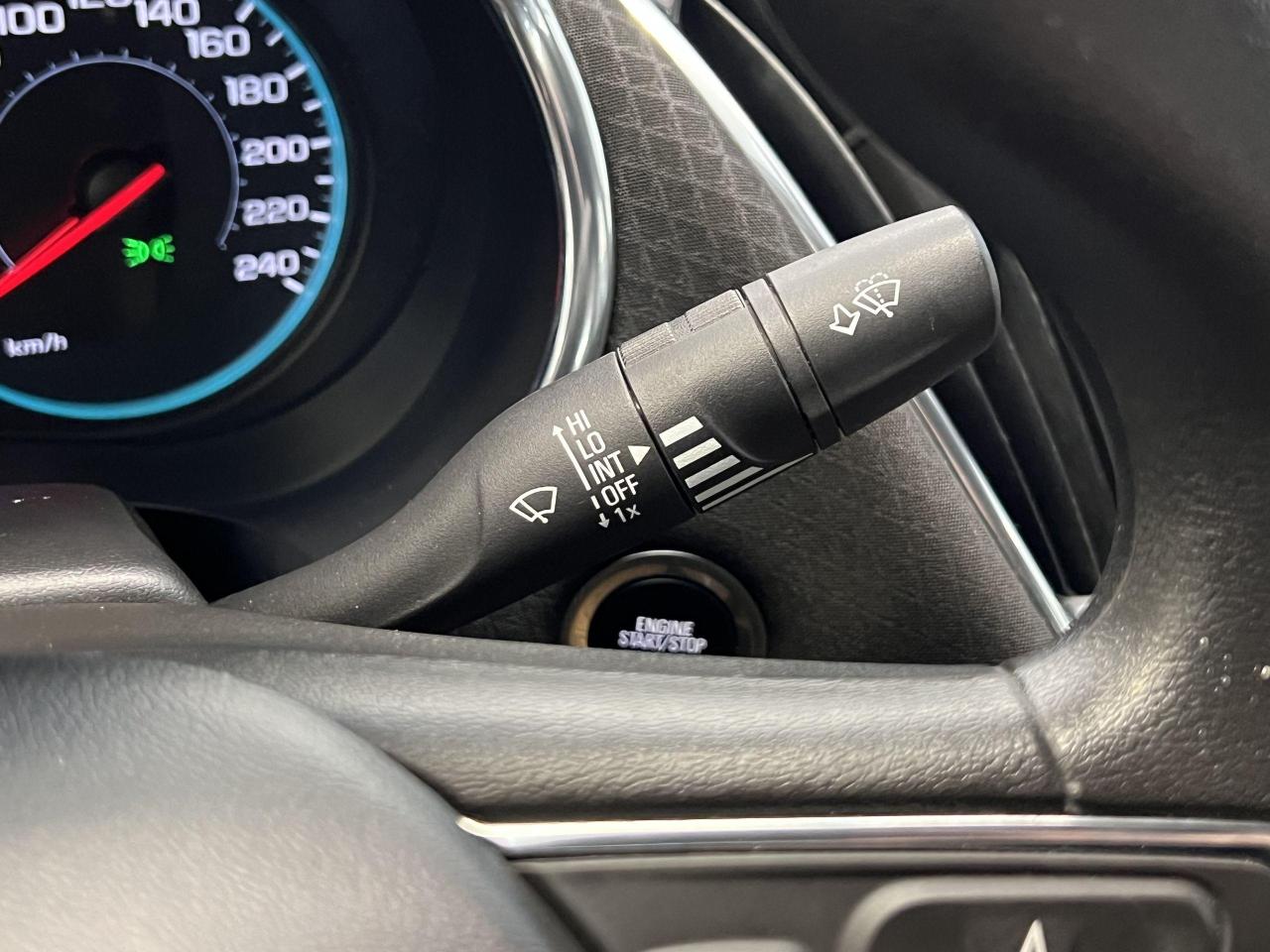 2017 Chevrolet Malibu LT+Camera+ApplePlay+Cruise Control+A/C Photo94