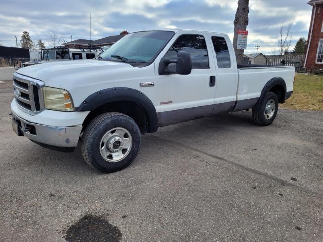 2006 Ford F-250 SD Lariat SuperCab 4WD Photo11