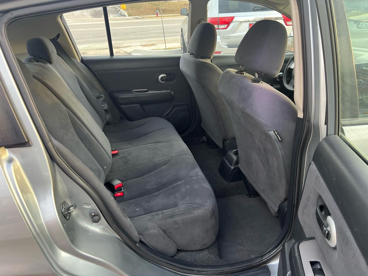 2009 Nissan Versa  - Photo #20