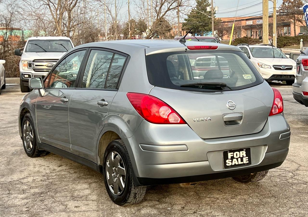 2009 Nissan Versa  - Photo #5