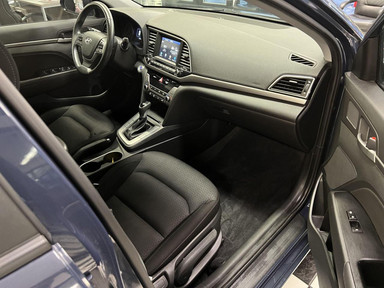 2017 Hyundai Elantra GLS+Roof+ApplePlay+Camera+BlindSpot+CLEAN CARFAX Photo74