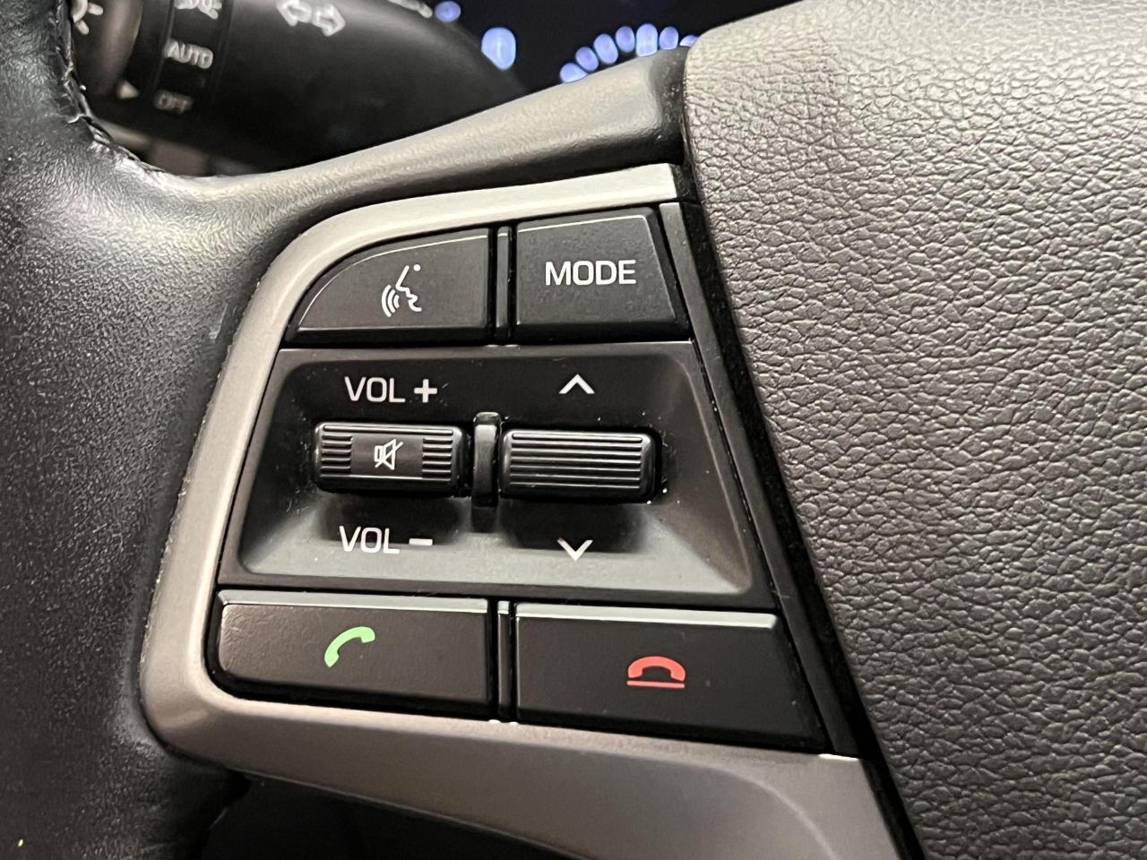 2017 Hyundai Elantra GLS+Roof+ApplePlay+Camera+BlindSpot+CLEAN CARFAX - Photo #40