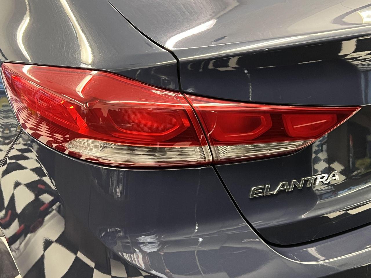 2017 Hyundai Elantra GLS+Roof+ApplePlay+Camera+BlindSpot+CLEAN CARFAX Photo107