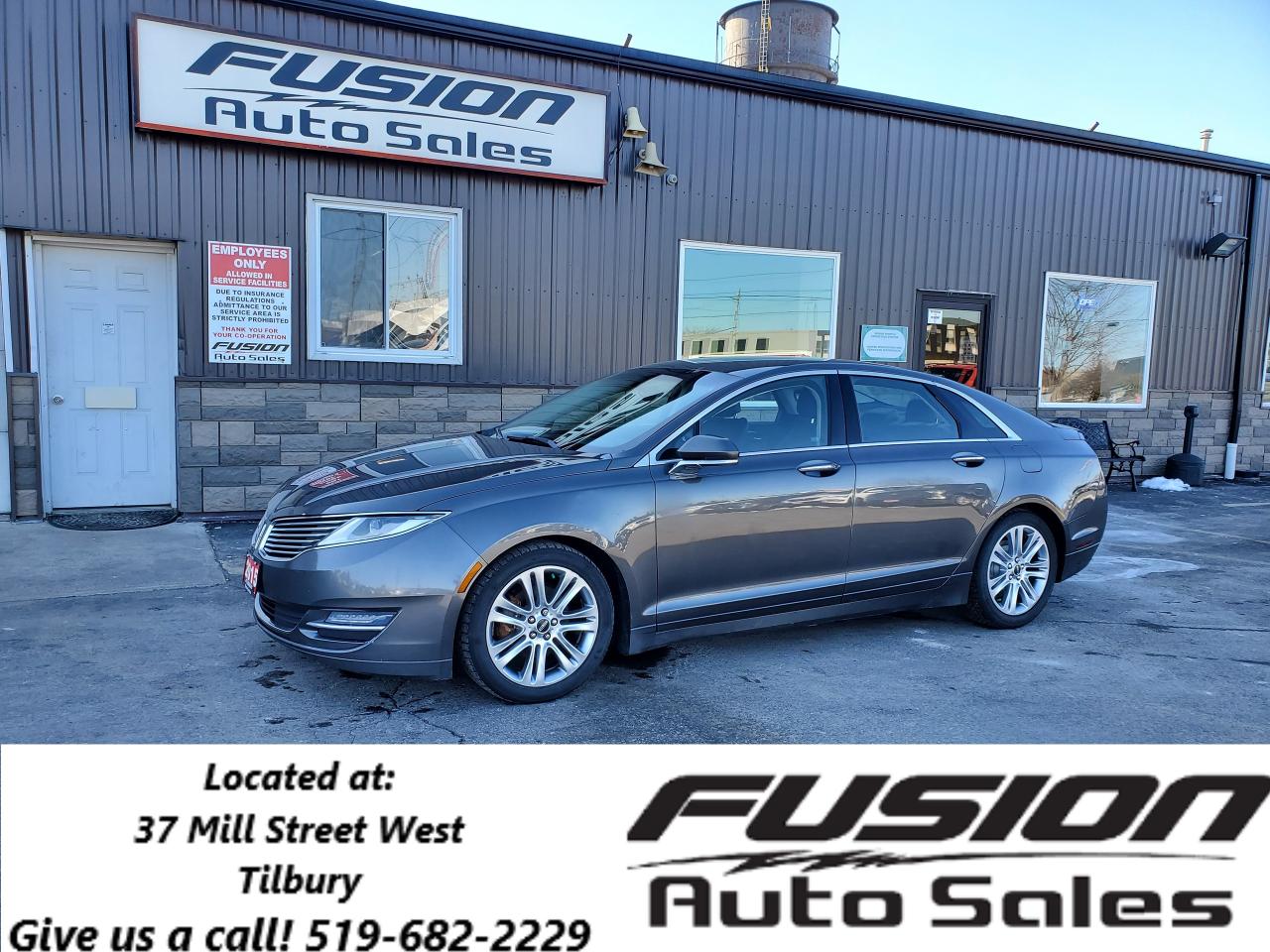 Used 2013 Lincoln MKZ V6 AWD-LEATHER-SUNROOF-NAV-REMOTE START for sale in Tilbury, ON