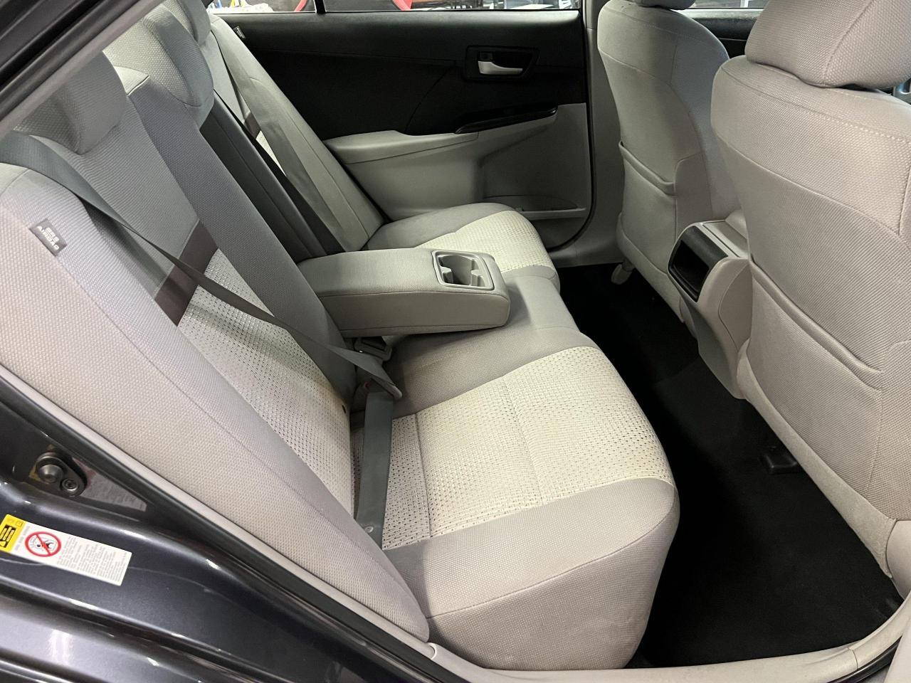 2013 Toyota Camry LE+Camera+Bluetooth+A/C+Bluetooth Photo77