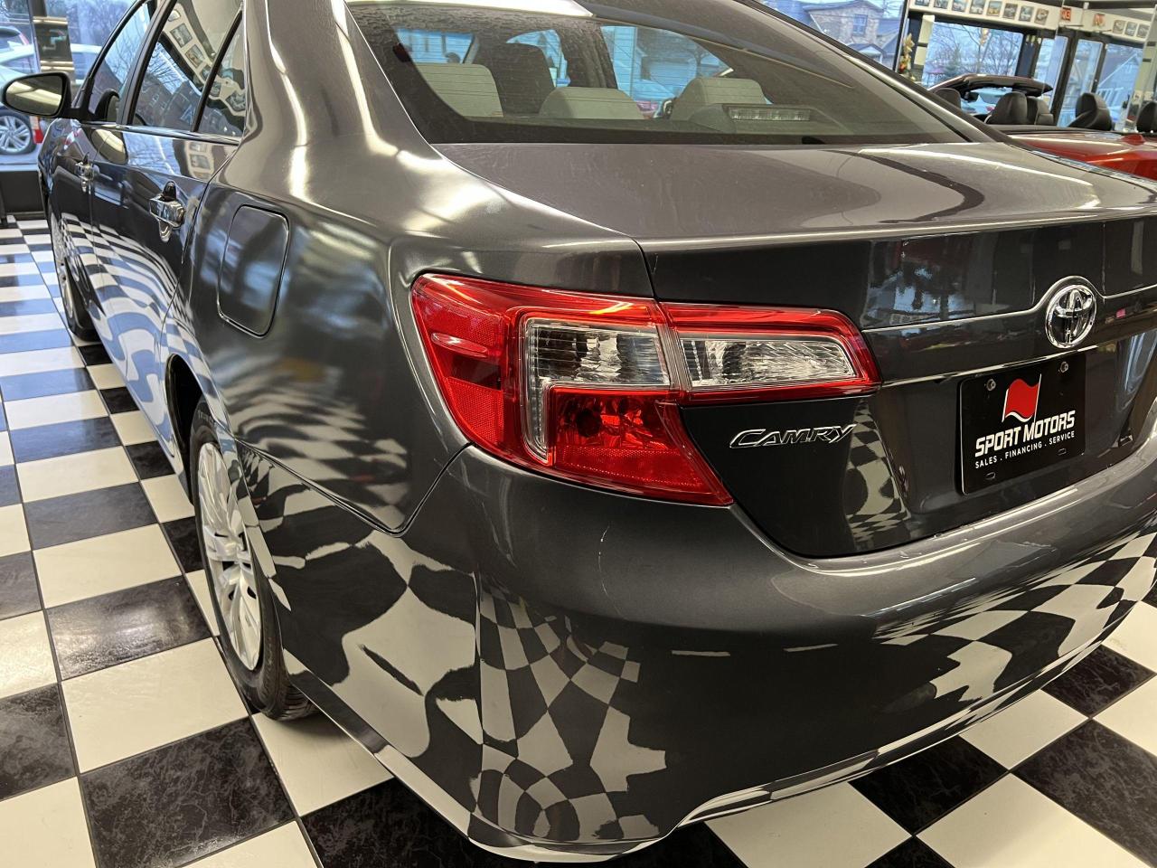 2013 Toyota Camry LE+Camera+Bluetooth+A/C+Bluetooth - Photo #33