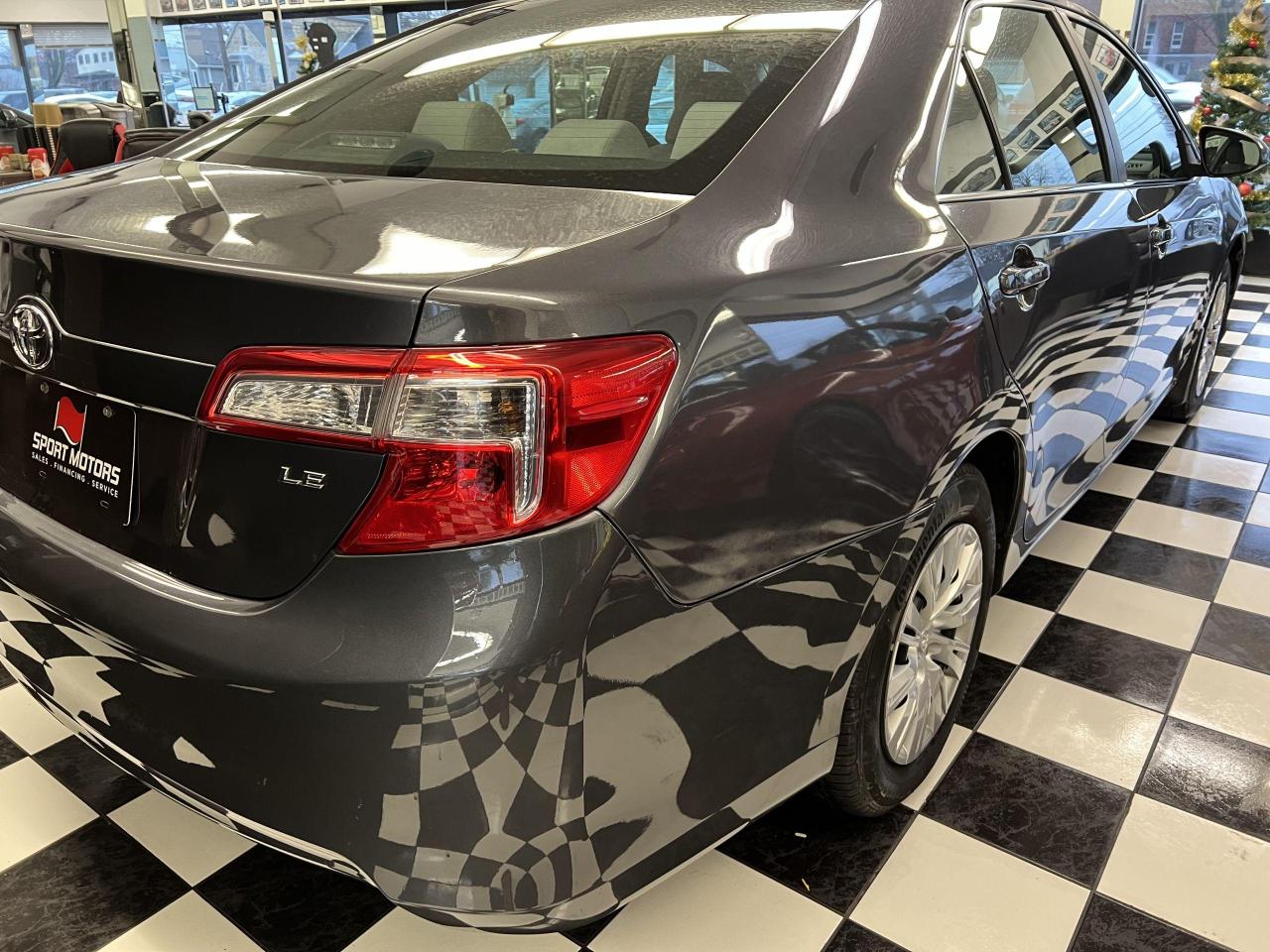 2013 Toyota Camry LE+Camera+Bluetooth+A/C+Bluetooth Photo88