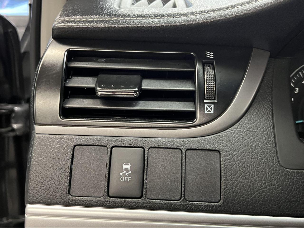 2013 Toyota Camry LE+Camera+Bluetooth+A/C+Bluetooth Photo95