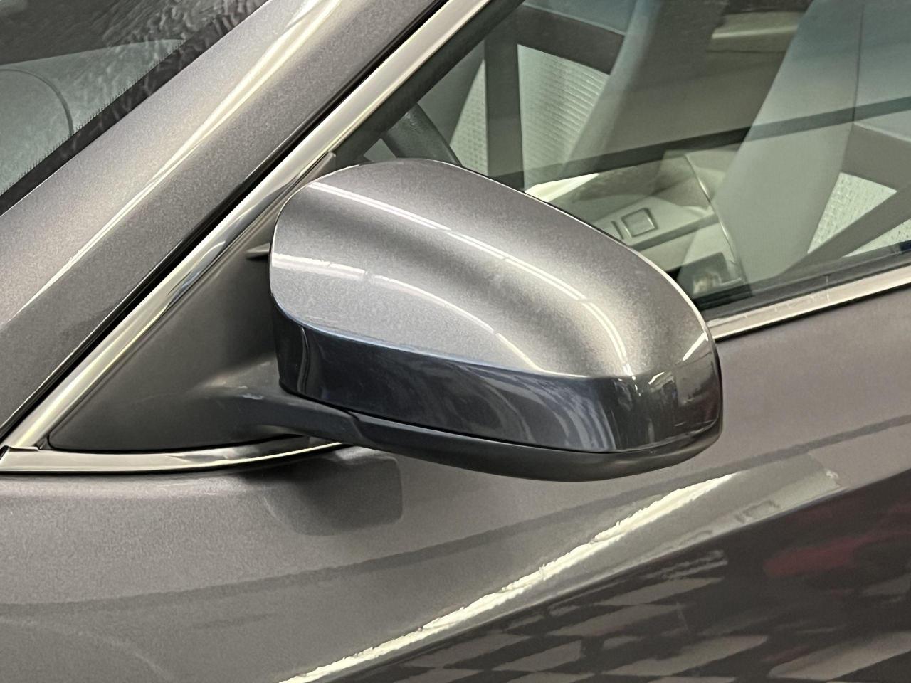 2013 Toyota Camry LE+Camera+Bluetooth+A/C+Bluetooth Photo101