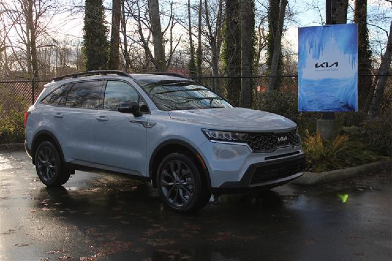 New 2023 Kia Sorento X-Line for sale in Courtenay, BC